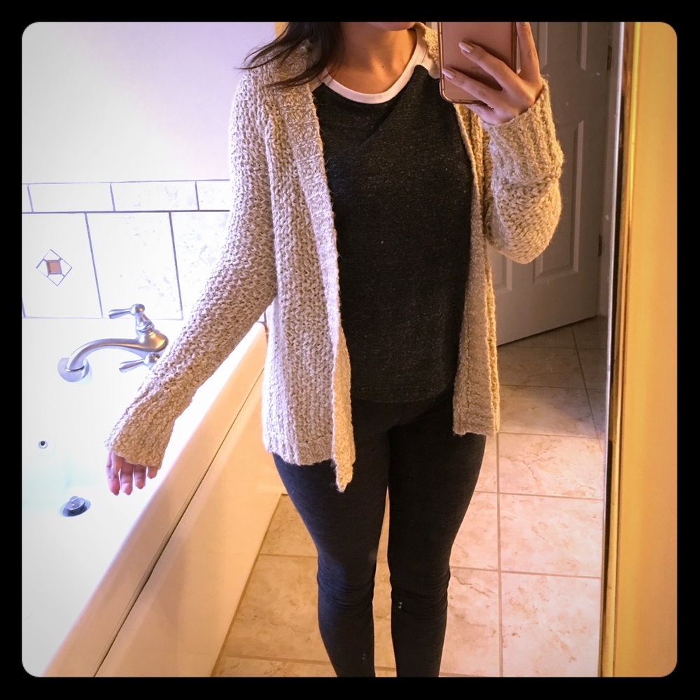 Sweater cardigan